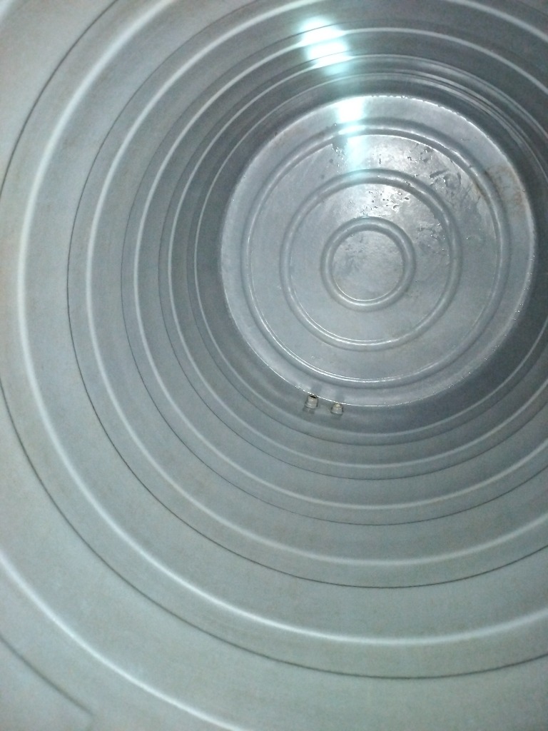 หลังล้างถัง - สะอาดเหมือนใหม่