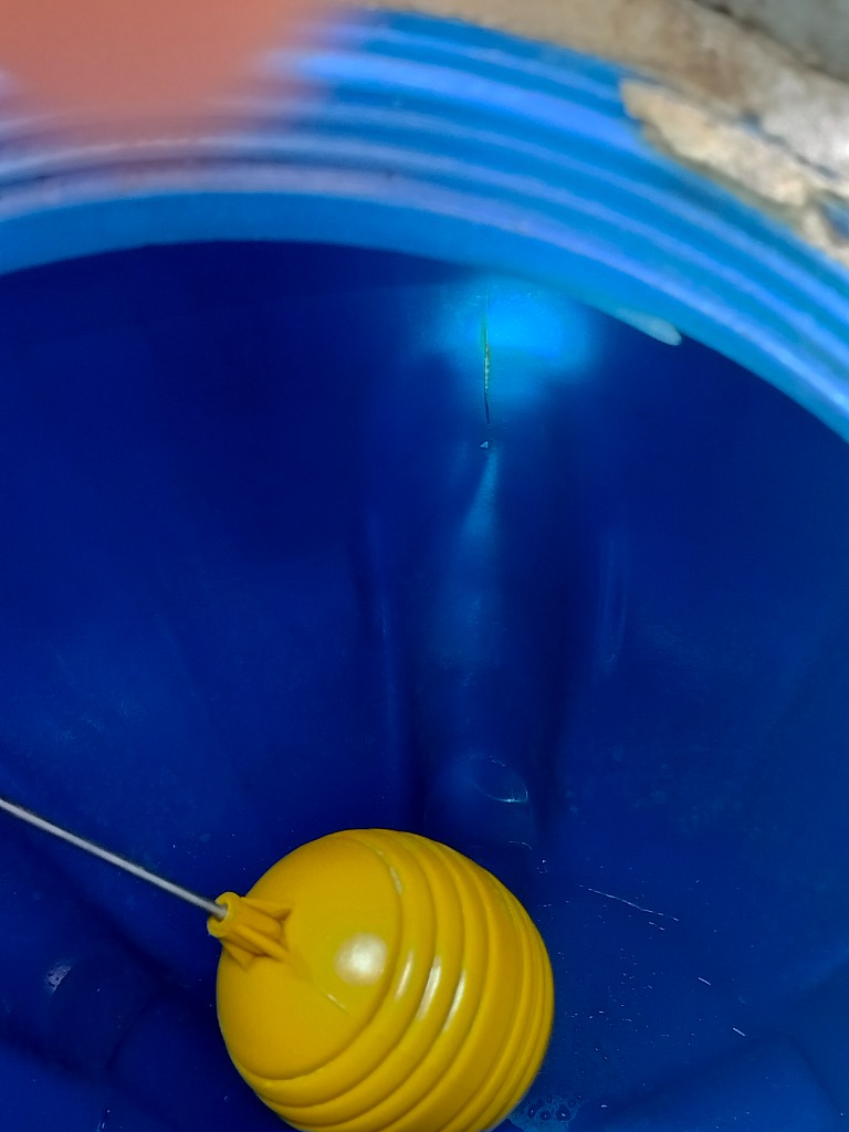 หลังล้างถัง - ถังสะอาด ลูกลอยใหม่